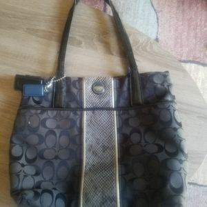 Authentic Coach Should Bag Purse